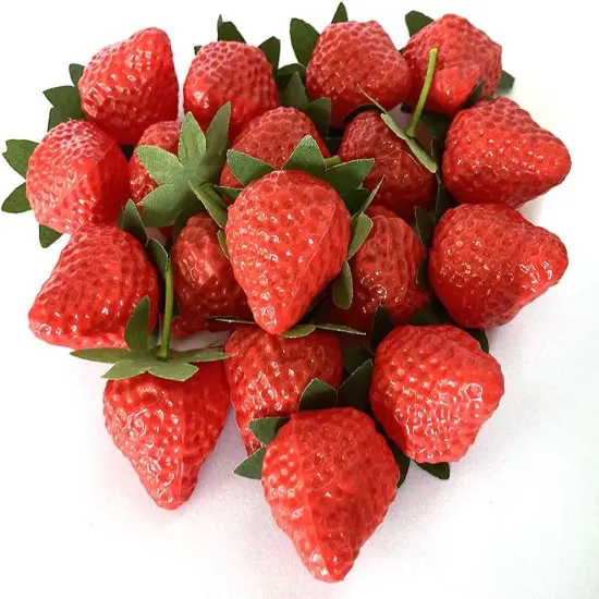 18PCS Plastic Artificial Red Strawberries {2}