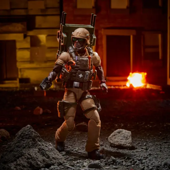 G.I. Joe Classified Series #122, Carl Doc Greer, Collectible 6-Inch Action Figure with 7 Accessories {6}