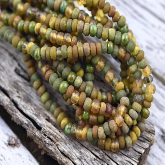 5/0 Aged Rustic Thin Ice Picasso Mix Seed Beads (20" Strand) {3}