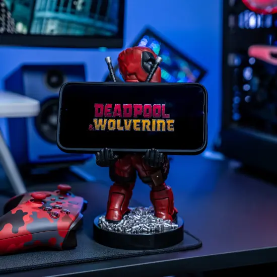 Exquisite Gaming: Marvel: Deadpool 3 'Bringing Up The Rear' Repaint - Cable Guys Original Controller & Phone Holder, Collectible Device Stand, Figure {7}