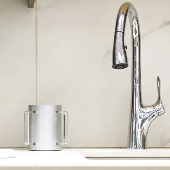 Lucite Wash Cup Silver WithClear Handle {3}