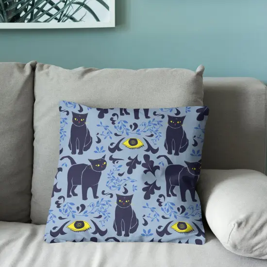 Halloween 18 Inch Throw Pillow Eyes and Cats {4}