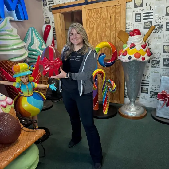 Ribbon Chocolate Easter EggOver Sized Statue {3}