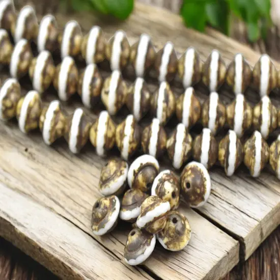 *28* 8x10mm Opaque White Picasso Saturn Beads {2}