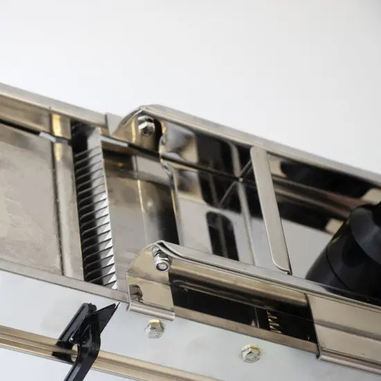 Lehman's Foldable Mandoline Veggie Slicer, Interchangeable Blades for All-In-One Vegetable Slicing, Easy to Clean, Store Flat {4}