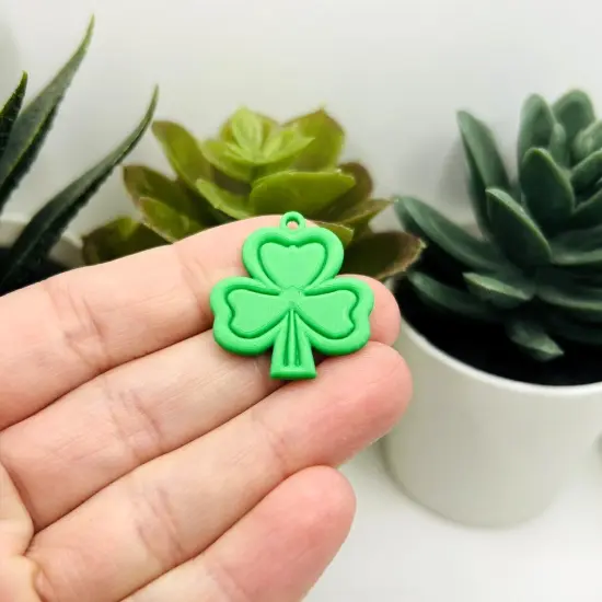 1, 4, 20 or 50 Pieces: St. Patrick's Day Green Four-Leaf Clover {3}