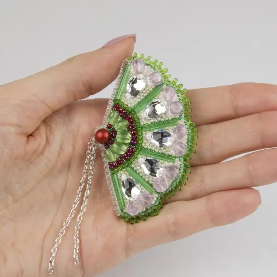 BP-303C Beadwork kit for creating brooch Crystal Art "Fan" {2}