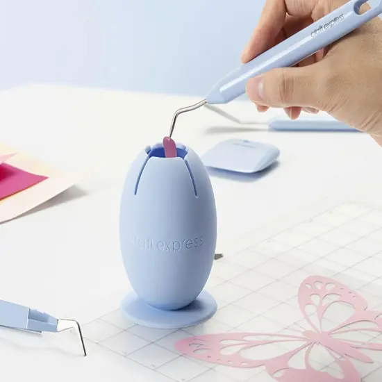 Craft Express Vinyl Weeding Scrap Collector &ndash; Silicone Suction Holder {2}