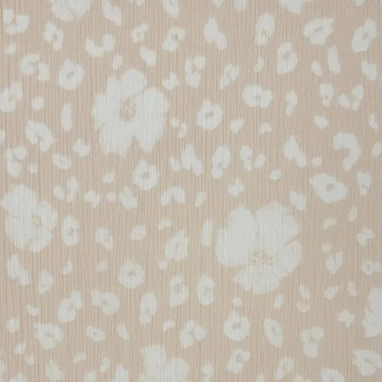 1 Yard Butter Cream Rayon Crinkle Apparel Fabric 50/52 inches Width {2}