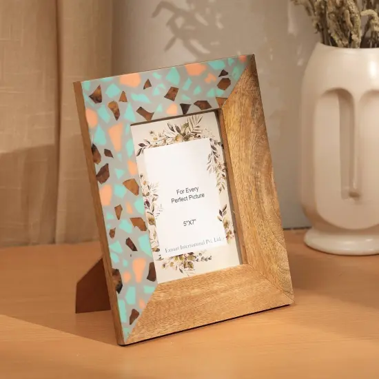 Wooden Resin Photo Frames {4}