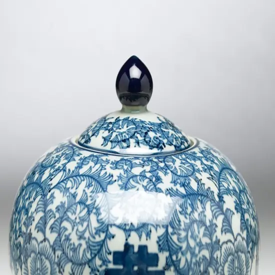 AA Importing 59752 8 Inch Blue & White Jar {4}