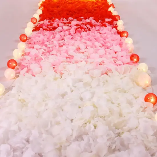 3000 pcs White Rose Flower Petals Artificial Flowers Silk Rose Petals Fake Rose Petals for Romantic Night Valentine ' Day Wedding Party Flower Decorations {4}