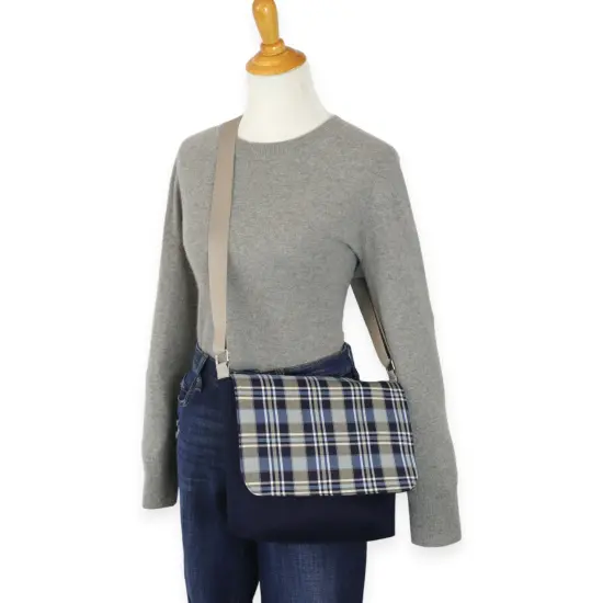 Crosscut Sewing Co.&reg; Messenger Bag Sewing Project Kit for Beginners Madras navy {5}