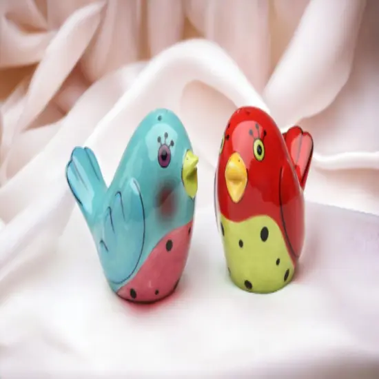 Ceramic Dotted Red And Blue Love Birds Salt & Pepper Shakers, Home D&eacute;cor, Gift for Her, Gift for Mom, Kitchen D&eacute;cor, Birdwatcher Gift {2}