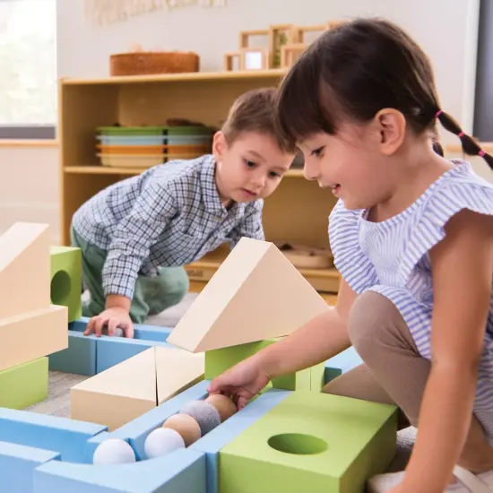 Kaplan Early Learning Company Ramp and Roll Discovery Blocks - 48 Pieces {5}