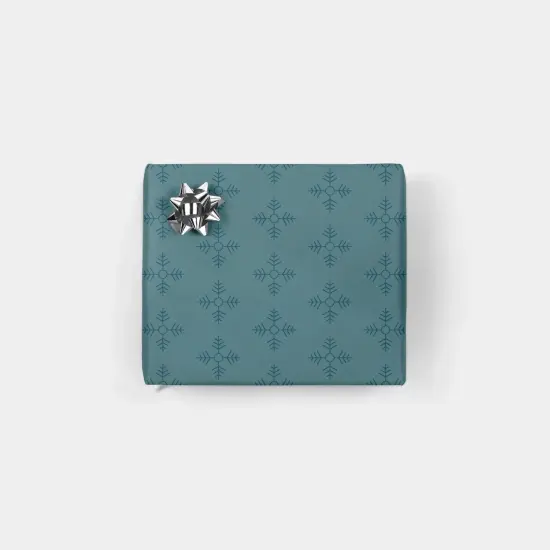 Snowflake Holiday Gift Wrap {1}
