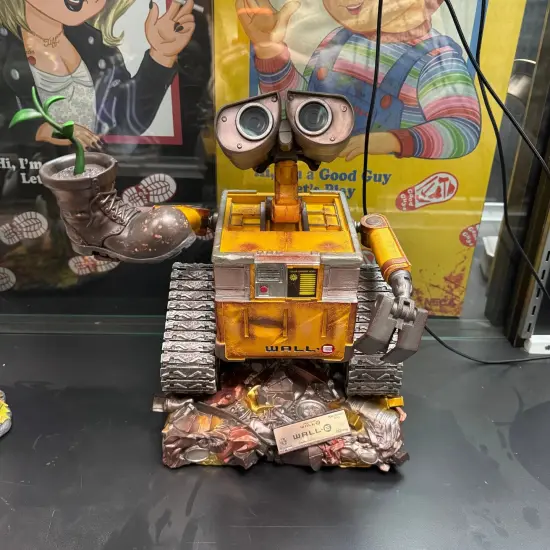 WALL-E Master Craft Table Top Statue {4}