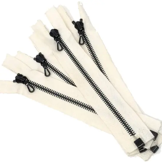 Zipper &ndash; Off White 7" 6MM Black Teeth Open Bottom {4}