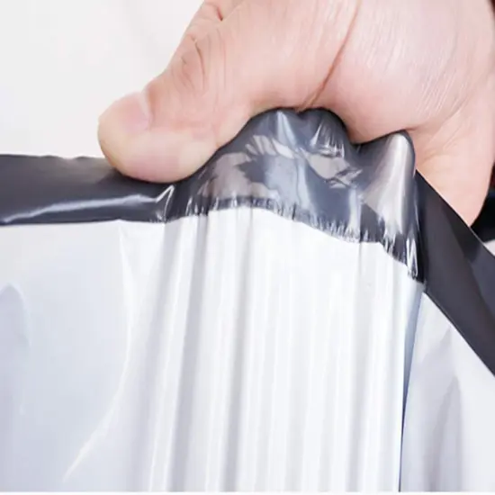 17.7 X 22 Inches Poly Mailers {3}