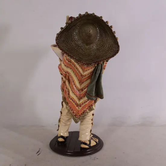 Mexican Cocktail Butler Statue {5}