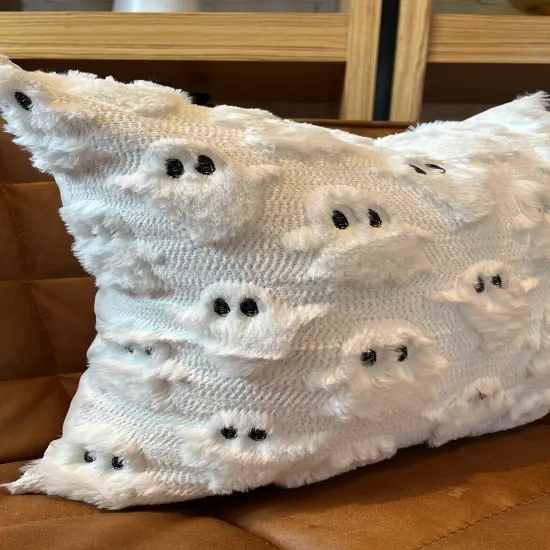 18&rdquo; White Faux Fur Ghost Pillow Cover with Hidden Zipper {3}