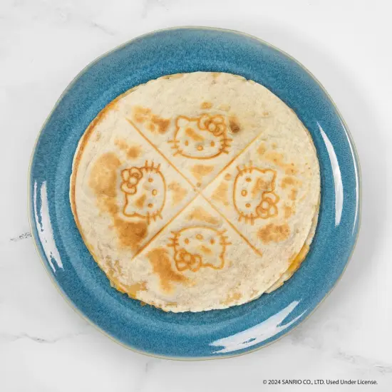 Uncanny Brands Hello Kitty Quesadilla Maker {5}