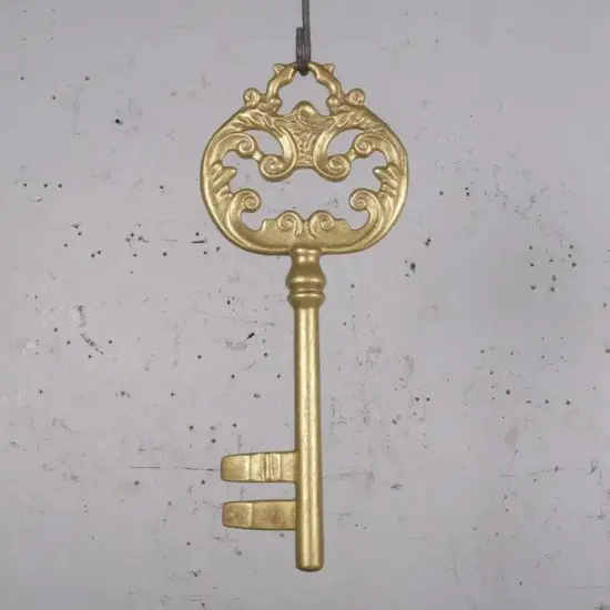 Gold Key Over Sized Statue {3}