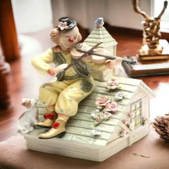 Ceramic Fiddler on the Roof Clown Music Box, Home D&eacute;cor, Gift for Her, Gift for Mom, Kitchen D&eacute;cor {2}