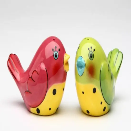 Ceramic Red And Green Dotted Love Birds Salt & Pepper Shakers, Home D&eacute;cor, Gift for Her, Gift for Mom, Kitchen D&eacute;cor, Birdwatcher Gift {3}