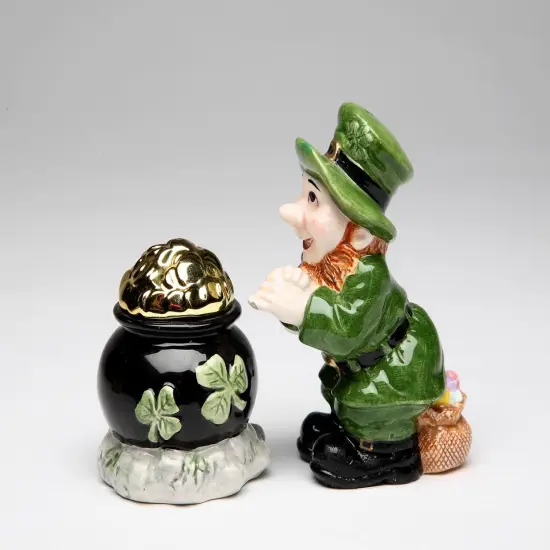Ceramic Pot of Gold with Leprechaun Salt and Pepper Shakers, Gift for Her or Mom, Kitchen D&eacute;cor, Irish Saint Patrick&rsquo;s Day D&eacute;cor {4}