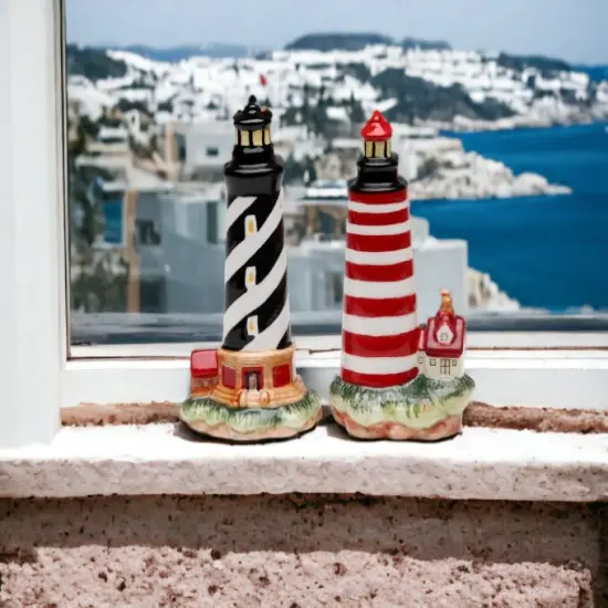 Ceramic Black & Red Lighthouse Salt & Pepper Shakers, Home D&eacute;cor, Gift for Her, Gift for Mom, Kitchen D&eacute;cor {1}