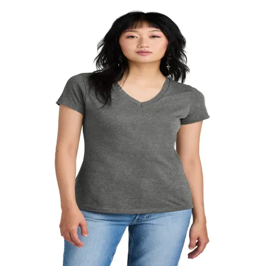District&reg; Women&rsquo;s Perfect Weight Short Sleeve V-Neck Tee Heathered Nickel {1}
