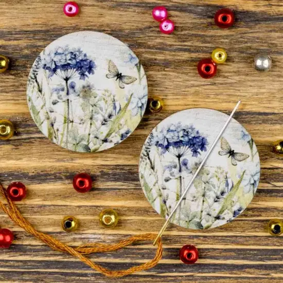 Magnetic needle holder "wooden" FLMH-093(W) {1}