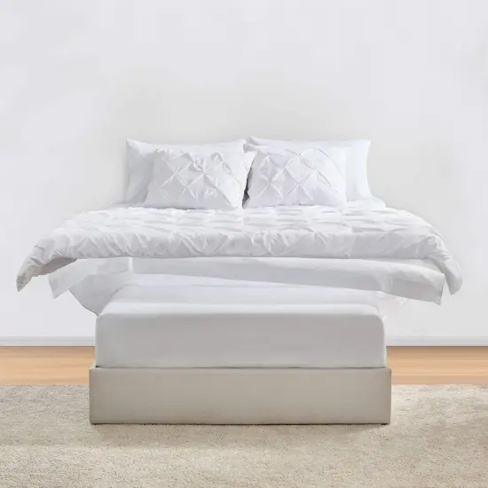 Nestl Pinch Pleat Bed in a Bag with Down alternative Pillow {2}