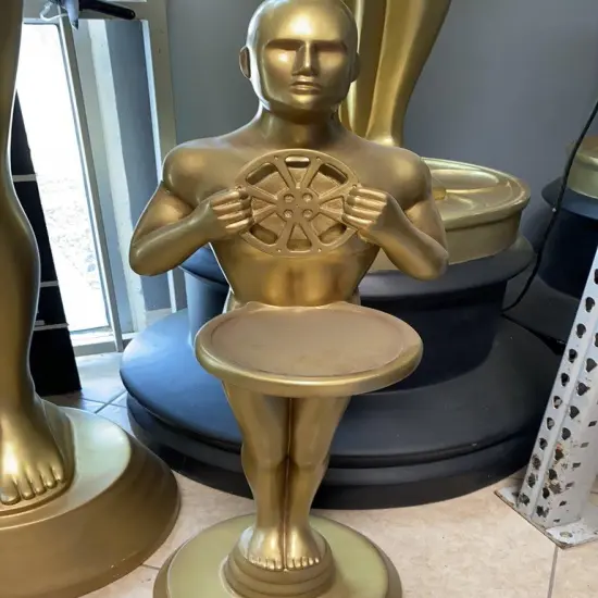 Movie Trophy Butler Small Statue {4}