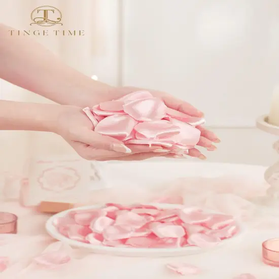 300pcs Silk Rose Petals Blush Pink Heart Flower Petals for Wedding Flower Girl Basket {3}
