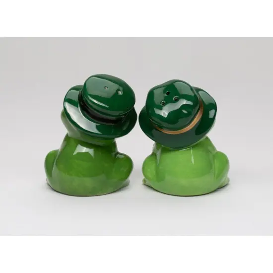 Ceramic St. Patrick Frog Couple Salt and Pepper Shakers, Irish Kitchen Decor, Gift for Her, Frog Lover Gift {3}