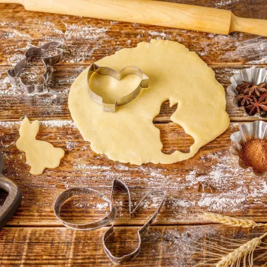 Easter Cookie Cutters, 5 Pieces Chick Carrot Egg Bunny Rabbite Shapes Metal Cookie Cutters Stainless Steel Sets Holiday Themed Baking Kit {4}