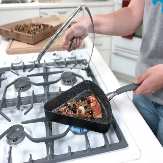 Pizza Skillet&trade; - Non-Stick Pizza Pan {4}