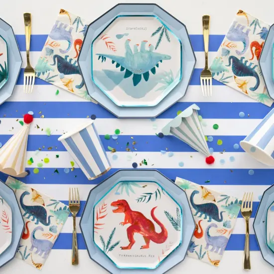 GOLD PLASTIC FORKS {5}