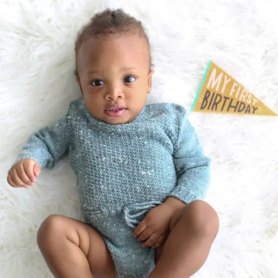 LITTLE KALEIDOSCOPE PETIT MILESTONE PENNANTS {4}