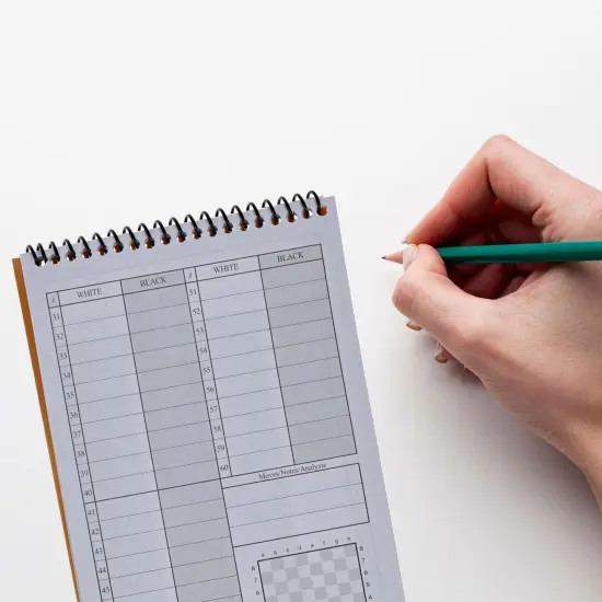 WE Games Ultimate Chess Player's Scorebook {3}