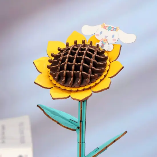 Hello Kitty&reg; and Friends Cinnamoroll Sunflower - 3D Wooden Flower Puzzle {3}