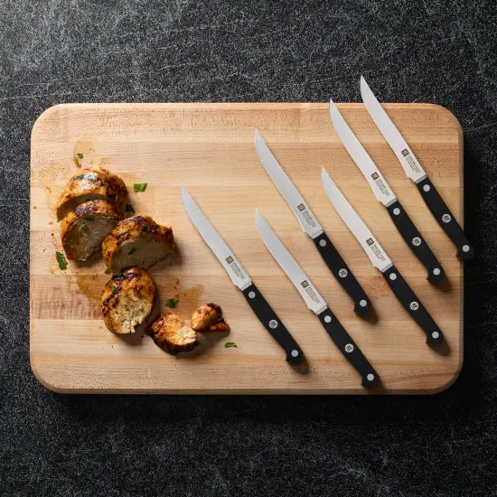 ZWILLING Gourmet 6-pc Steak Knife Set {3}