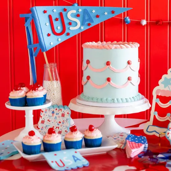 PATRIOTIC ICE CREAM SHAPED NAPKINS {3}