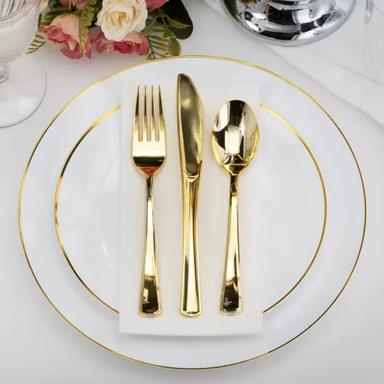 GOLD PLASTIC FORKS {4}