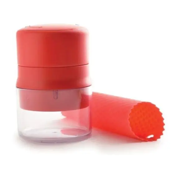 Norpro Twist N' Mince Garlic Clove Peeler and Mincer Set {1}