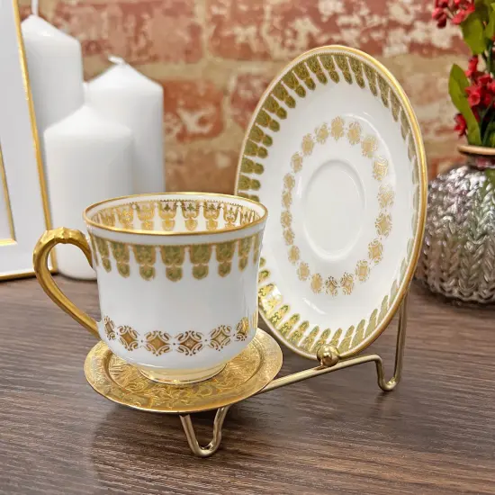 Bard's Ornate Shiny Gold-toned Cup and Saucer Stand, 3" H x 2.75" W x 4" D {7}
