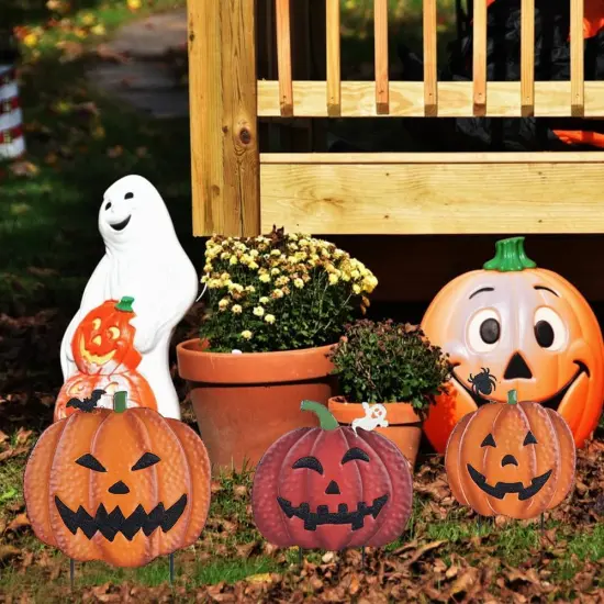 Halloween Decorations: 34" Garden Stakes with 3 Pumpkins & Jack O Lantern - Red {4}