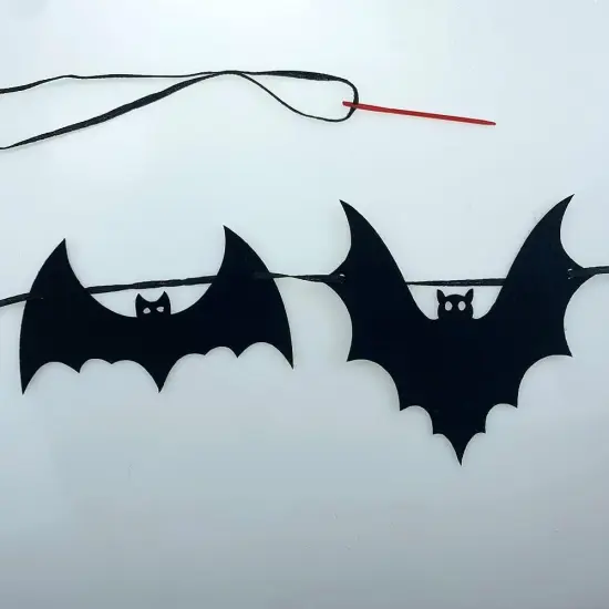 2 Pack Felt Black Bat Garland Banner {4}